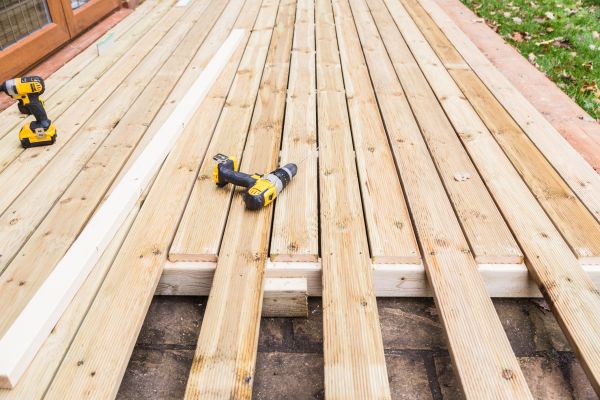 Cost of Damaged Deck Boards Repair in Oakland