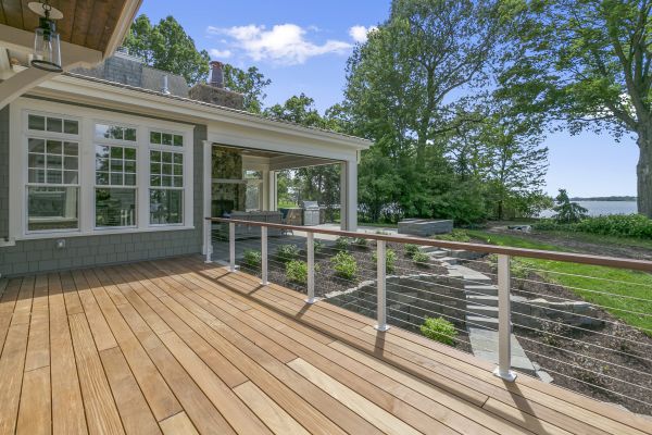 Cost of Deck Installation in Oakland
