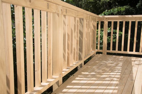 Cost of Composite Deck Construction in Oakland