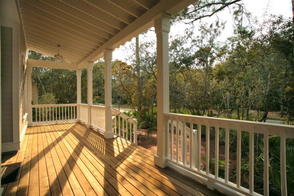Cost of Veranda Deck Construction in Oakland