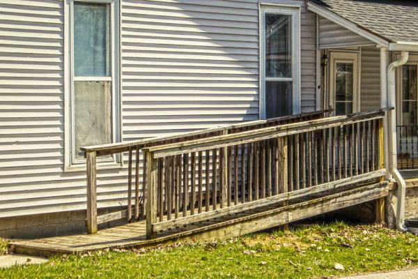 Cost of Porch Ramp Construction in Oakland