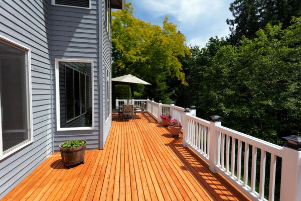 Cost of Cedar Deck Construction in Oakland