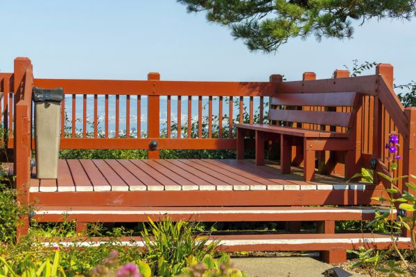 Cost of Redwood Deck Construction in Oakland